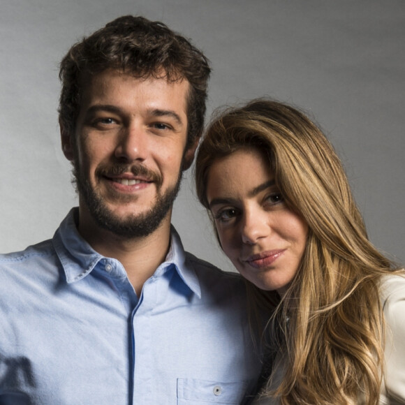 Jayme Matarazzo deu colo para a mulher, Luiza Tellechea, grávida de 6 meses do primeiro filho do casal