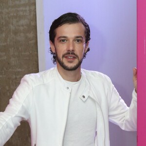 Jayme Matarazzo vai ser papai pela primeira vez. Sua mulher, Luiza Tellechea, está grávida do primeiro filho