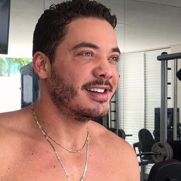 Wesley Safadão, após emagrecer, revelou ter engordado quase 20 kg na quarentena