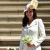 Kate Middleton escolheu vestiu look amarelo suave no casamento de Meghan Markle e Príncipe Harry