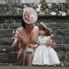 Kate Middleton escolheu cor suave para o seu look no casamento da irmã