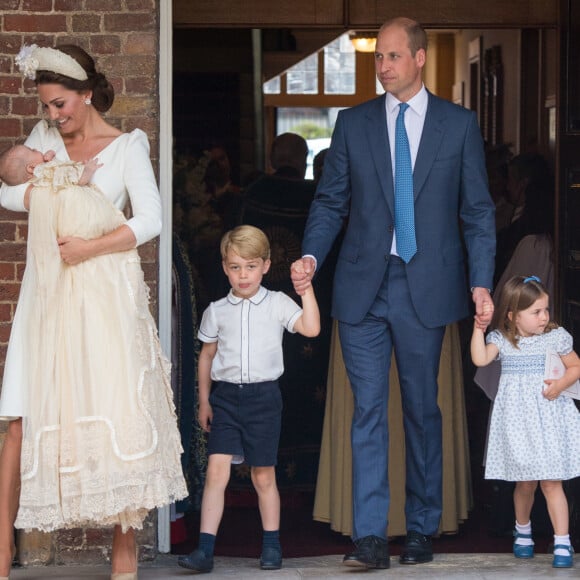 Branco também foi escolhido por Kate para o batizado do terceiro filho, Louis