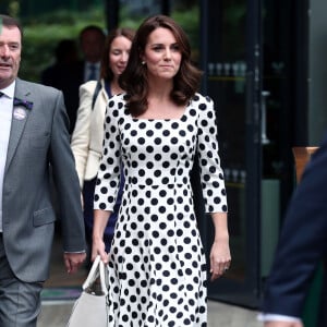 Vestido com poá: estampa é queridinha de Kate Middleton