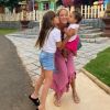 Beleza das filhas de Ticiane Pinheiro rouba a cena em foto