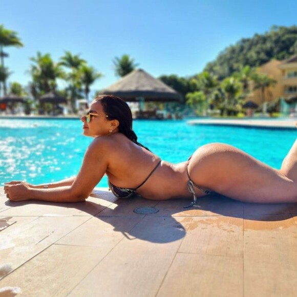 Coach fitness de Viviane Araújo detalha alimentação da atriz