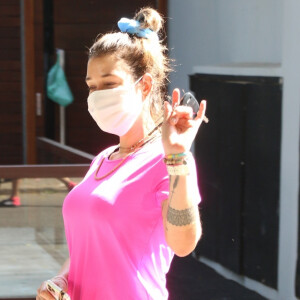 Gabriela Pugliesi contou ter deixado de beber