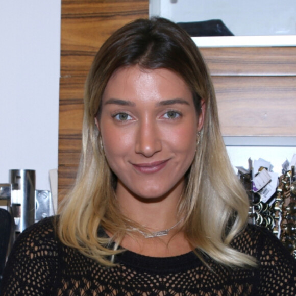 Gabriela Pugliesi não quer saber de aglomeração na última noite de 2020