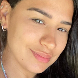 Simone, de biquíni, curte parque aquático com o filho, Henry, em 28 de novembro de 2020