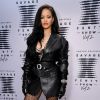 Rihanna foi criticada por mulçumanos após colocar um hadith islâmico em música durante desfile de lingerie