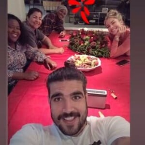 Grazi Massafera e Caio Castro passam o Natal juntos