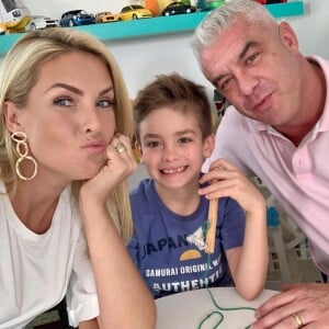 Ana Hickmann e Alexandre Corrêa são pais de Alexandre, de 6 anos