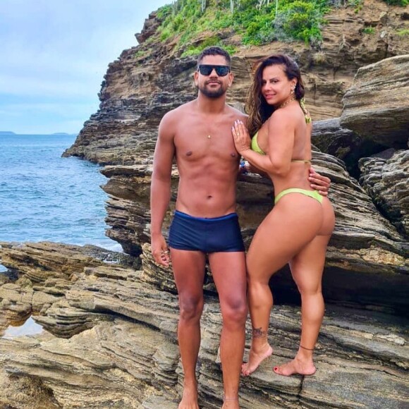 Viviane Araujo namora o empresário Guilherme Militão há um ano