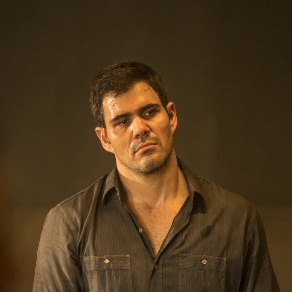 Juliano Cazarré é o Magno da novela 'Amor de Mãe'