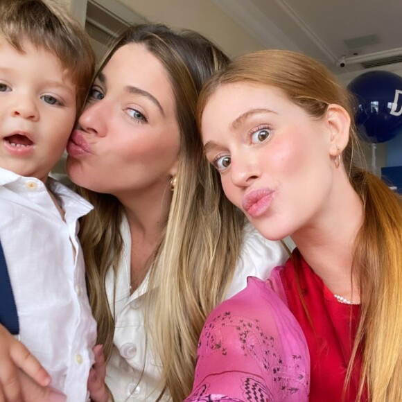 Marina Ruy Barbosa se diverte com filho de Luma Costa