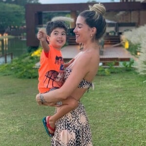 Ex-BBB Aline Gotschalg falou sobre seu sentimento de se separar do filho 