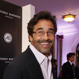 Luciano Szafir comemorou o noivado da filha, Sasha Meneghel