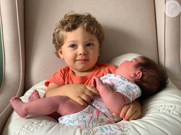 Sabrina Petraglia contou que o filho, Gael, reagiu bem com a chegada da irmã, Maya, em 2020
