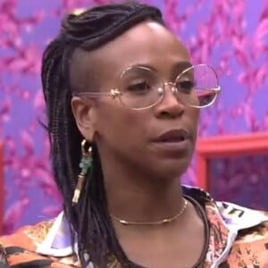 'BBB 21': Karol Conká voltou a criticar Carla Diaz e agora a acusou de racismo. 'Depois chora, e vai pedir para os seguidores me chamarem de macaca no meu Instagram'