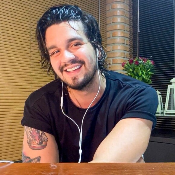 Luan Santana contou que mandou uma mensagem direta para Juliette, do 'BBB21'