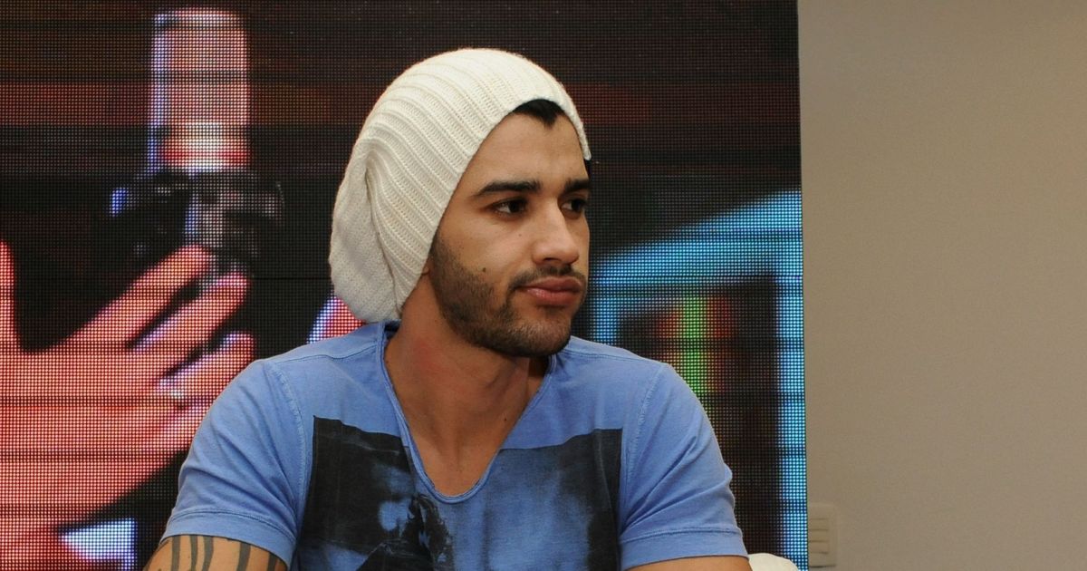 Gusttavo Lima no início da carreira investia em um estilo mais despojado, em 2014 Purepeople Gusttavo Lima no início da carreira investia em um estilo mais despojado, em 2014 Purepeople