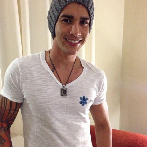 Gusttavo Lima, em 2012, usava visual sem barba