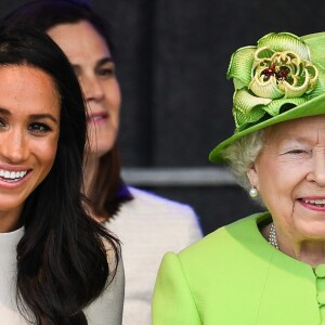 Rainha Elizabeth destacou carinho por Meghan Markle e Harry: 'Muito amados'