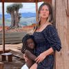 Giovanna Ewbank destacou a sintonia dos filhos Títi e Zyan em vídeo com fotos