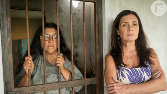 Última semana da novela 'Amor de Mãe': Lurdes (Regina Casé) acusa Thelma (Adriana Esteves) de assassinato e é castigada pela vilã