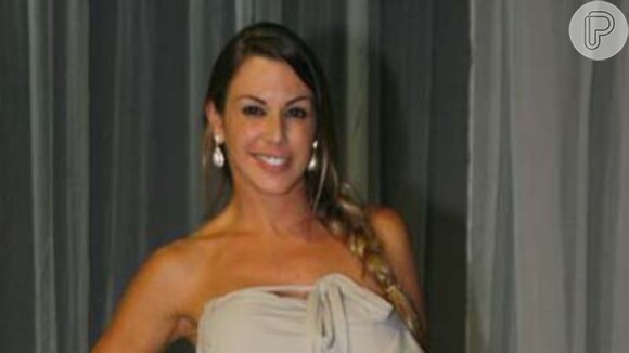 Joana Prado se envolveu em acidente de carro com a filha caçula: 'Tive algumas fraturas no pé'