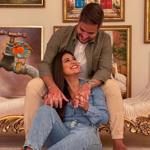 Simone é casada com kaká Diniz