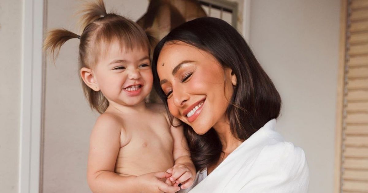 Sabrina Sato muda visual do cabelo