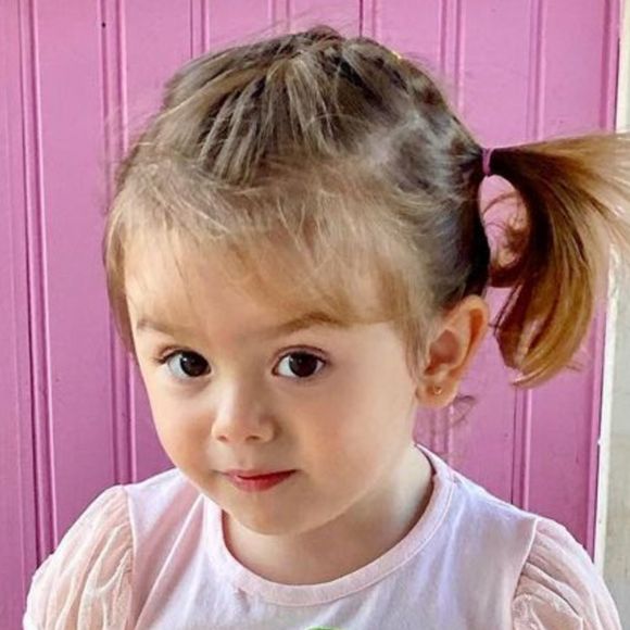 Thaeme Mariôto, grávida pela 2ª vez, parabenizou a filha, Liz, pelos seus 2 anos: 'Dócil, extremamente amável, inteligentíssima, e claro, com sua personalidade forte'