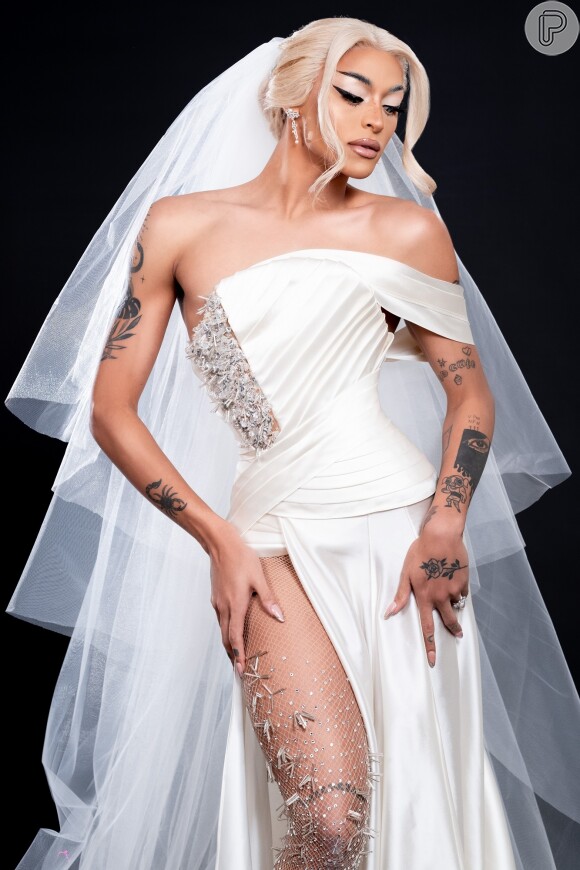Vestido de noiva da cantora Pabllo Vittar foi feito para projeto na carreira