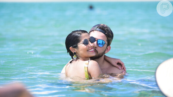Gustavo Mioto indica volta de namoro com Thaynara OG em foto: 'É tu, bichinha'