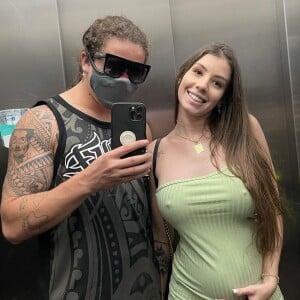 Whindersson Nunes recebeu críticas e Maria Lina, atual noiva e grávida do humorista, sofreu hate na internet