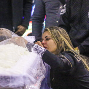 Viúva de MC Kevin negou que tenha ido procurar o marido pelo hotel, contando que estava dormindo na hora do acidente