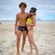 Igor Jansen e Sophia Valverde curtiram passeio na praia em 2021