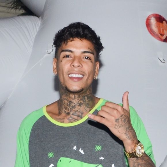 MC Kevin caiu do 5º andar de um prédio na Barra da Tijuca e causas da morte seguem sendo investigadas