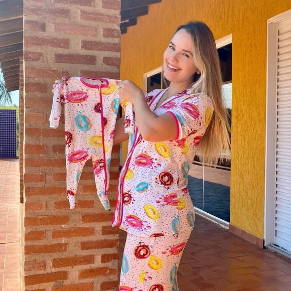 Thaeme está grávida de 23 semanas