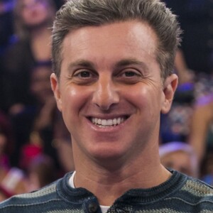 Luciano Huck citou 'maior desafio' ao confirmar que substituirá Faustão em 2022 aos domingos da TV Globo