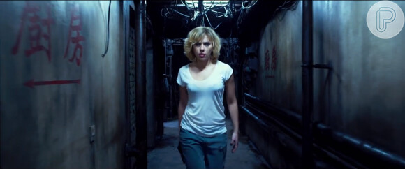 Scarllet Johansson em cenas do filme 'Lucy'