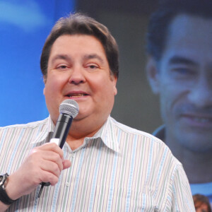 Faustão quer muitas bailarinas no seu palco na Band