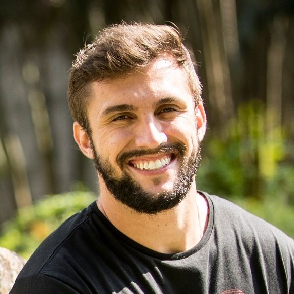 Ex-BBB Arthur reage a comentário sobre 'troca' de Carla Diaz por Aline Riscado: 'Respeito'