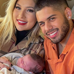 Virgínia atraiu fãs em viagem para Gramado (RS) com a família