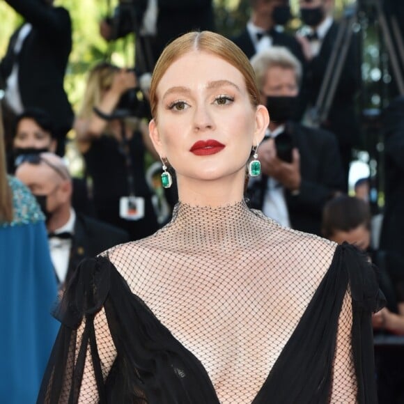 Marina Ruy Barbosa usou um vestido da grife Valentino no Festival de Cannes