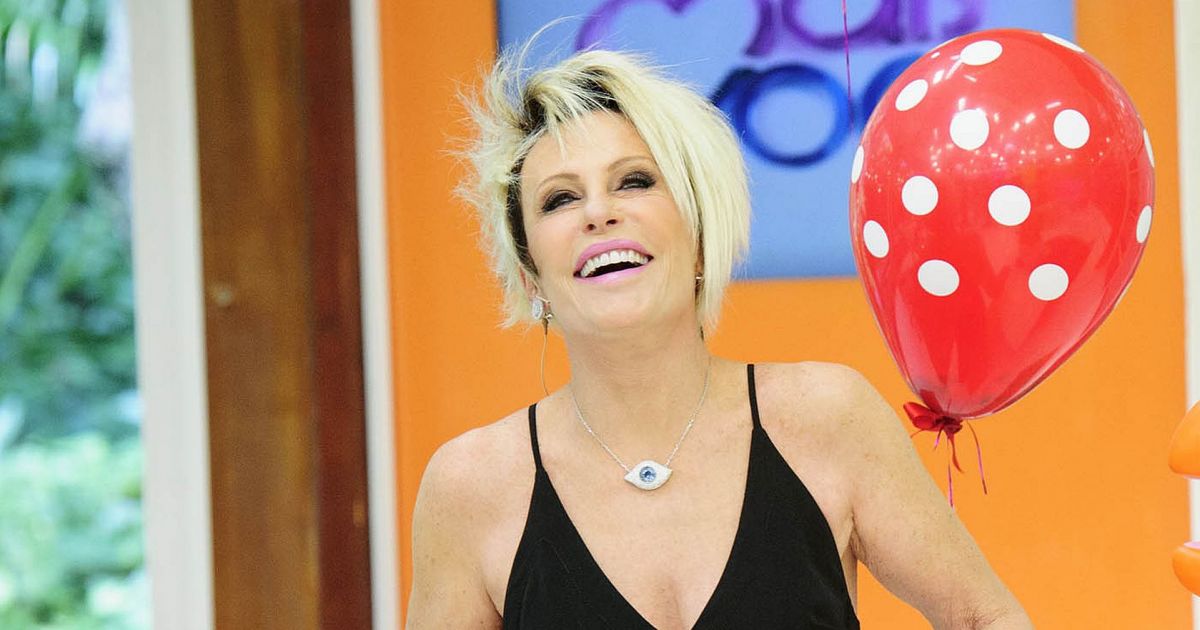 Corpo De Ana Maria Braga Ganha Elogios Em Nova Foto De Biquíni Purepeople 