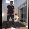 Neymar paparica o filho, Davi Lucca, e posta foto fafa em rede social