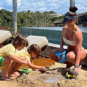 Andressa Suita está curtindo dias de descanso na Bahia ao lado da família