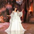 Vestido de noiva inspirado na Princesa Bela em coleção de Lucas Altieri com a Disney