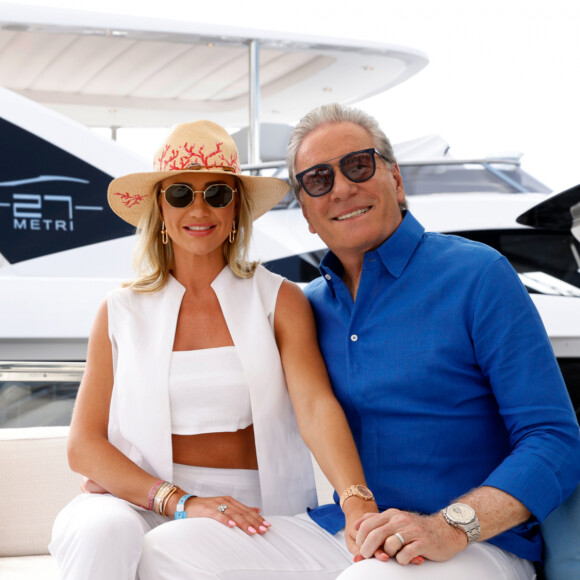 Roberto Justus e Ana Paula Siebert viajam para a frança para conhecer novo modelo de megaiate de luxo